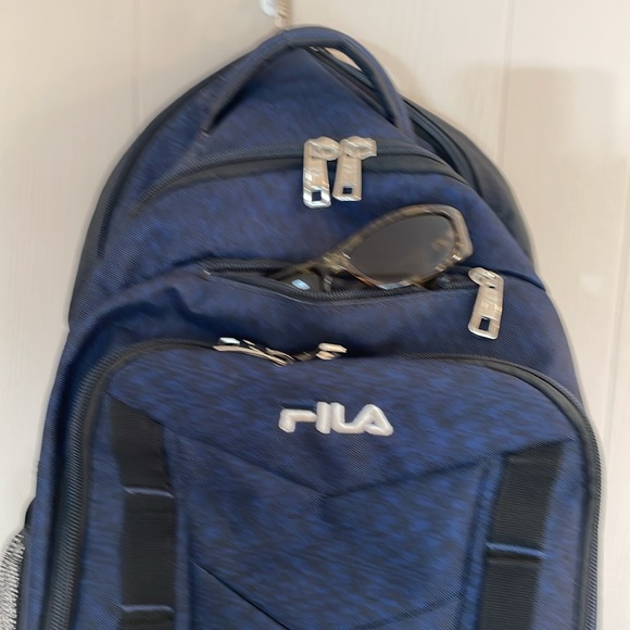 Deacon 6 XXL Laptop Backpack Dark Navy - Picture 3 of 11